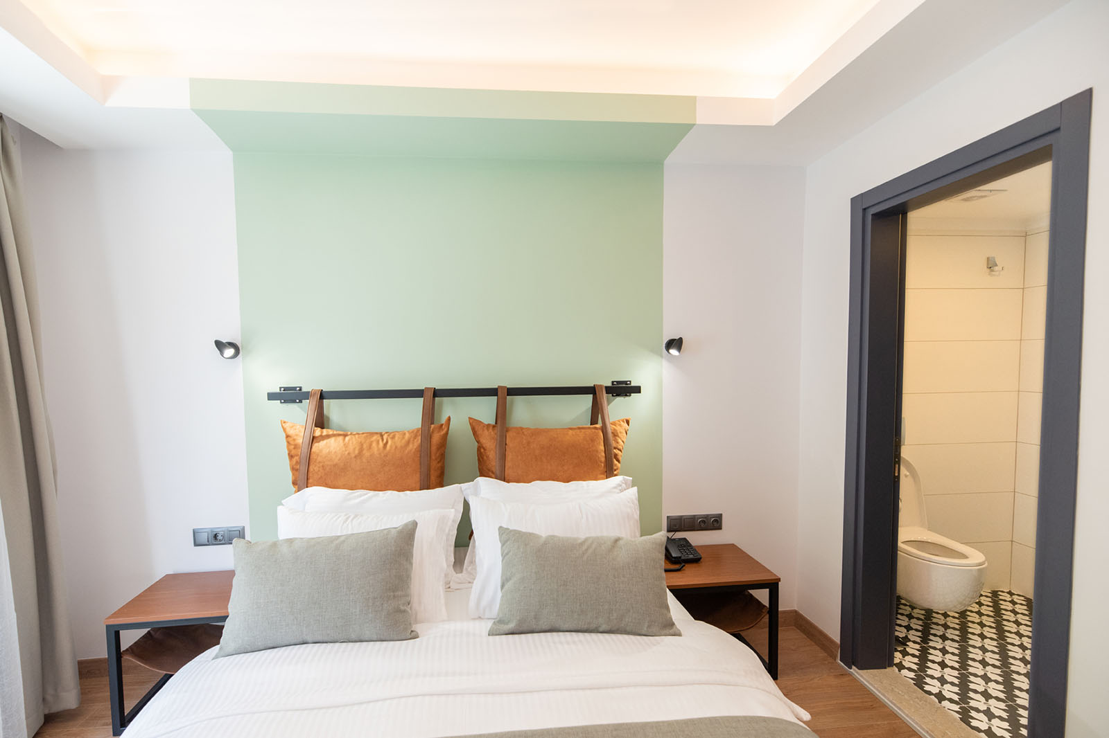Lafarine Rooms — room detail